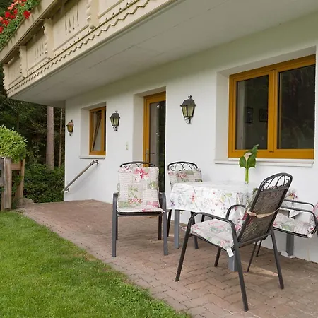 Haus Am Waldesrand * Ellmau