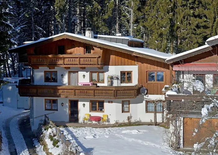 Haus Am Waldesrand * المو